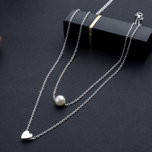 Dainty Layered Heart and Pearl Necklace - Picture 5 of 8